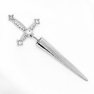 Single Sword Dagger Ear Jacket